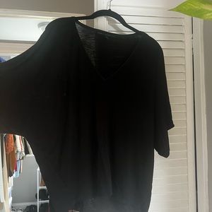 Black Dolman White House Black Market tee, size L.